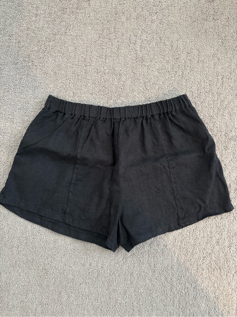 Vincent James Sport Short in Linen Black - Size S
